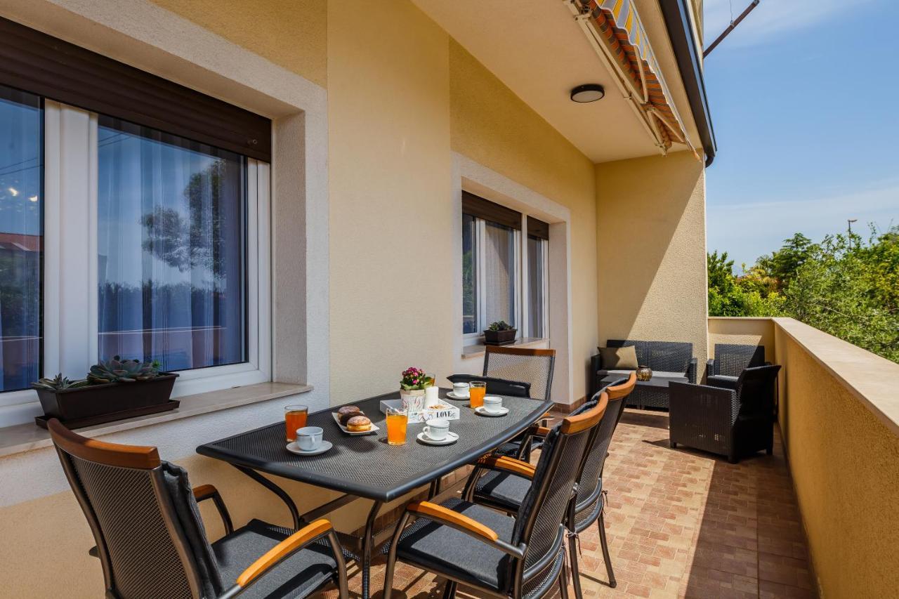 Luxury Apartment Maris Kastela Luaran gambar
