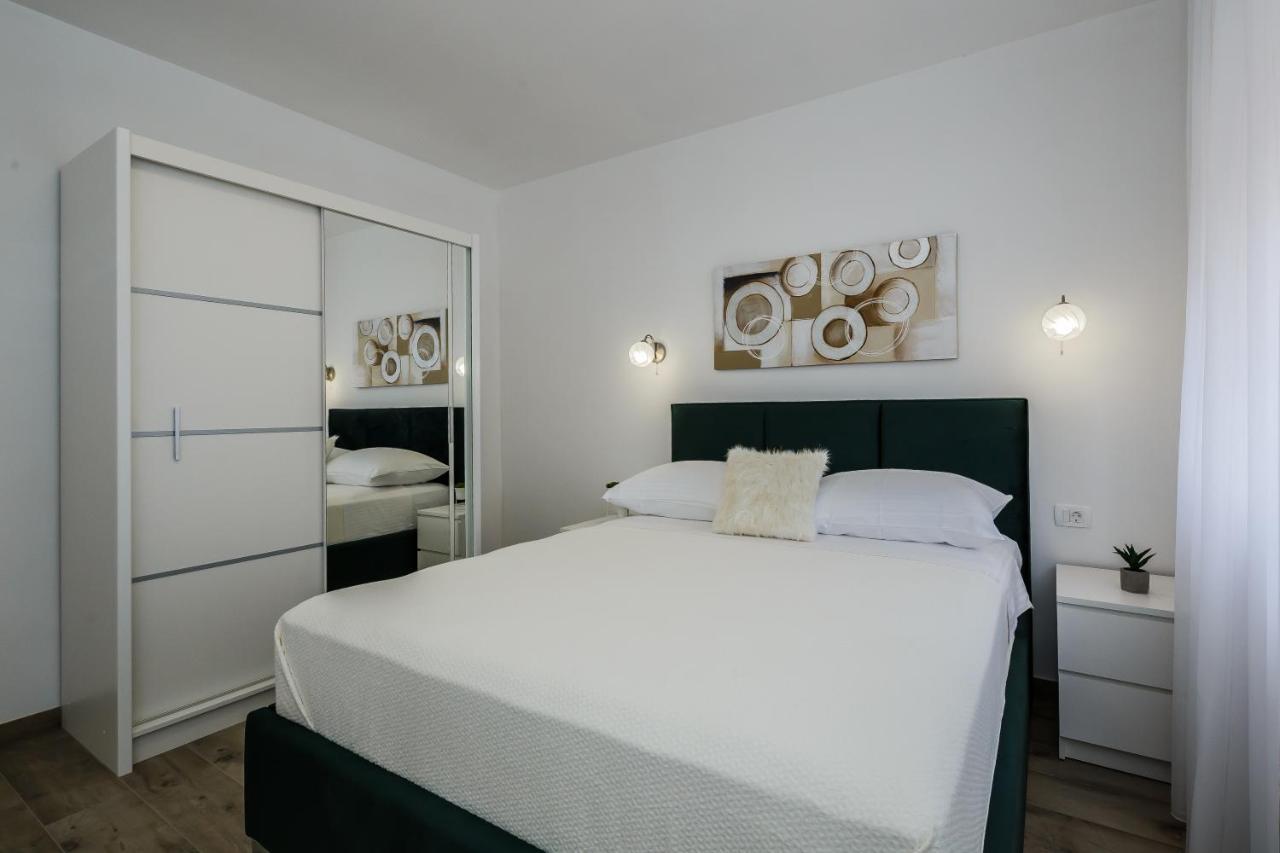 Luxury Apartment Maris Kastela Luaran gambar