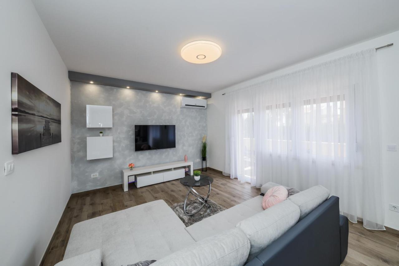 Luxury Apartment Maris Kastela Luaran gambar
